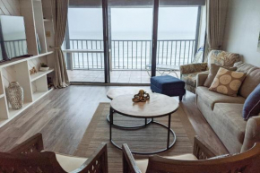 Pelican's Cove 402